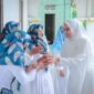 Plt Ketua TP PKK Kabupaten Barru, Ulfah Nurulhuda menghadiri Pengajian Kelompok Majelis Taklim Nurul Huda se Desa Ajakkang, Rabu (5/06/2024).
