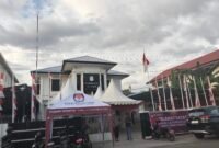 Suasana kantor KPU Barru jelang pendaftaran pasangan calon bupati dan wakil bupati Barru, Senin (26/8/2024)