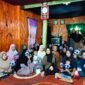 Dokter Ulfah saat melakukan kunjungan silaturrahmi di Dusun Paria, Desa Lempang, Kecamatan Tanete Riaja, Kamis (19/9/2024).
