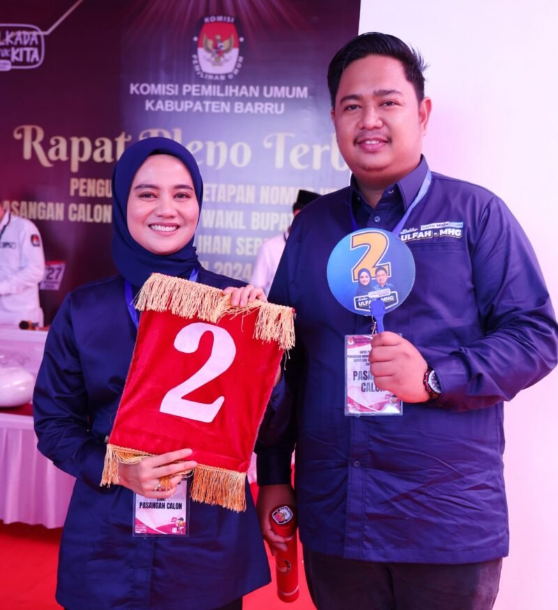 Pasangan calon bupati dan wakil bupati Barru nomor urut 2, Ulfah-MHG.