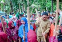 Bupati Barru, Suardi Saleh hadiri pesta panen adat Paenge masyarakat Dusun Birue, Jumat (31/5/2024).