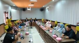 Anggota DPRD Barru saat berkunjung ke kantor DPRD Takalar sharing informasi terkait rencana kerja.