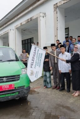 Baznas Bersama Pemkab Barru Distribusi 5.400 Paket Logistik