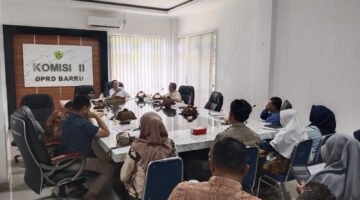 DPRD Barru Harap Partisipasi Aktif PT Indonesia Power Lestarikan Pesisir Pantai