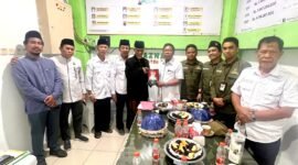 Komisioner Baznas Barru saat kunjungan studi tiru di kantor Baznas Barru, Rabu (10/09/2025).