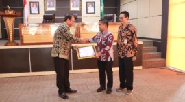 Wali Kota Parepare, Tasming Hamid, membuka secara resmi Rapat Koordinasi (Rakor) Antarinstansi dalam rangka Perlindungan Bahasa Daerah, yang digelar di Auditorium BJ Habibie, Kamis (28/2/2026).