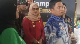 Wali Kota Parepare, Tasming Hamid, mengunjungi Bank Sampah Kelurahan Labukkang, Kecamatan Ujung, Kota Parepare, Sulsel, Kamis (12/02/2026).