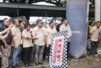 Wali Kota Parepare, Tasming Hamid melepas riders/offroaders di kawasan Taman Mattirotasi, Sabtu (14/2/2026).