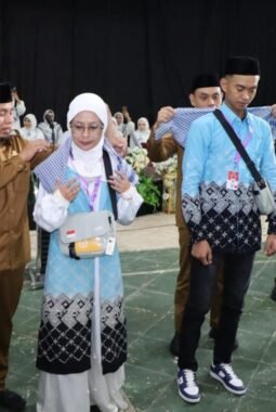 92 Jamaah Calon Haji Parepare Dilepas ke Tanah Suci, Tasming Hamid: Ini Panggilan Istimewa dari Allah