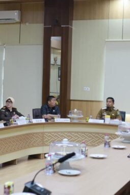 Antrean BBM Parepare: Tasming Minta Kuota Ditambah & Pendataan Ulang — Parepare Kota Lintasan