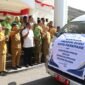 Wali Kota Parepare, Tasming Hamid, menghadiri pelepasan secara simbolis distribusi bantuan produk susu dari Kementerian Pemberdayaan Perempuan dan Perlindungan Anak (KemenPPPA) RI di Aula Asta Cita Rumah Jabatan Gubernur Sulsel, Kota Makassar, Senin (5/10/2026).
