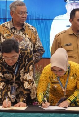 Pemkab Barru-Pemkot Tangsel Kerjasama Pengelolaan Sistem Pajak Digital
